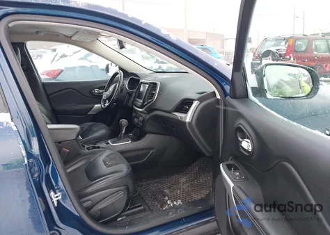 2018 Jeep Cherokee Latitude Plus 4X4 from USA, damaged, VIN 1C4PJMLX6JD523013